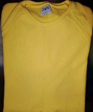 Camiseta Zara Hombre Amarilla