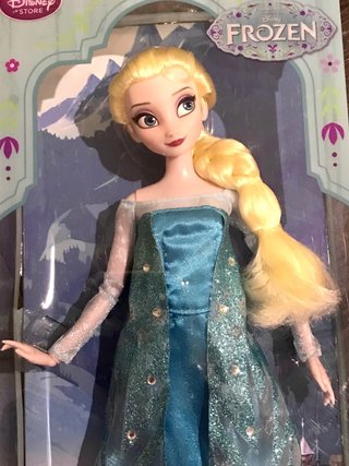 Muñeca Disney Store exclusiva Frozen Elsa