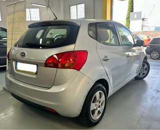 KIA Venga 2011 1.4 90cv 5p