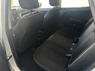 KIA Venga 2011 1.4 90cv 5p