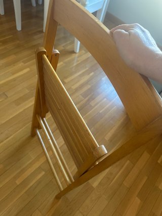2 Sillas de Madera Plegables