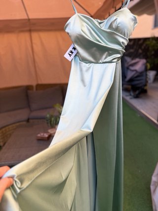 Vestido verde agua para invitada