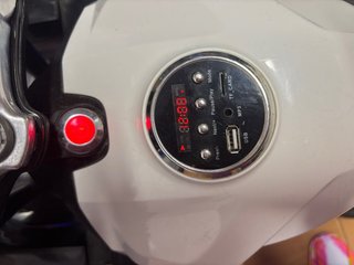 Moto de batería Infantil Blanca y Negra