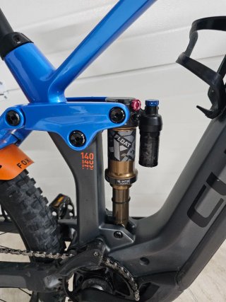 CUBE STEREO HYBRID 140 HPC SLT 750 ACTIONTEAM 29"