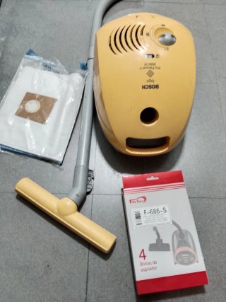 Aspirador Bosch Pro Parquet 2000W + Bolsas