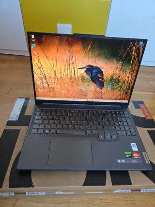 Lenovo Legion Slim 5 16APH8 Gris/Plata