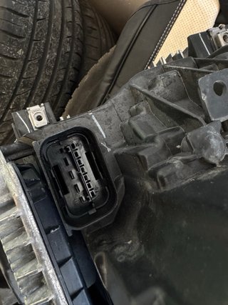 Faro Izquierdo BMW Serie 1 (2016-2019)