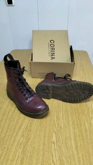 Botínes Corina con cordones,color burdeos.Talla 39