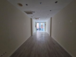 Local comercial en venta en Centro en Almería