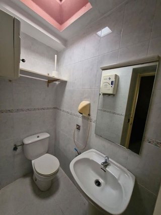 Local comercial en venta en Centro en Almería