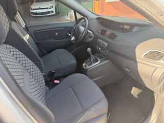 Renault Scenic 2011