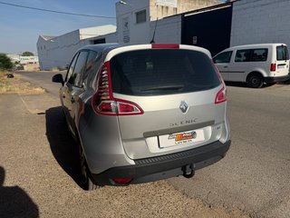Renault Scenic 2011