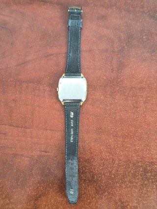 Reloj Huma Paris Dorado y Gris