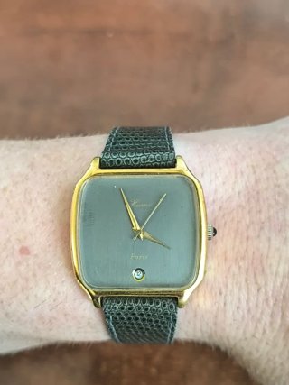 Reloj Huma Paris Dorado y Gris