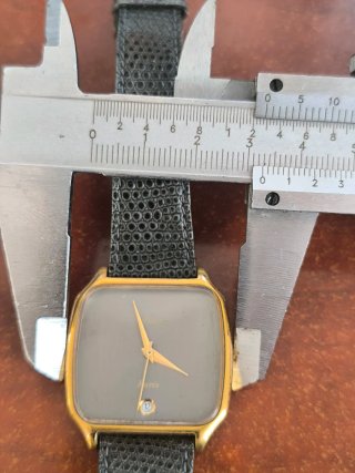Reloj Huma Paris Dorado y Gris