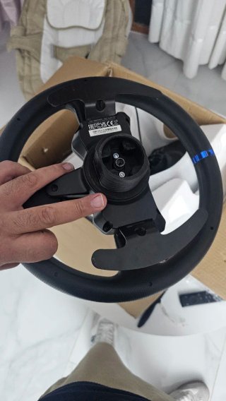 Volante Thrustmaster T300 RS GT Edition