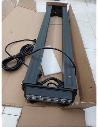 Justech 108LED Luz Estroboscópica Coche -108W Barra Luz de Emergencia -27 Modos Flash -IP65 Impermeable -Base Magnética -12 V/24 V Lu