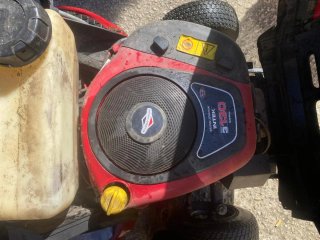 Tractor  Toro DH 140 13CV hidrostatico ,electroman