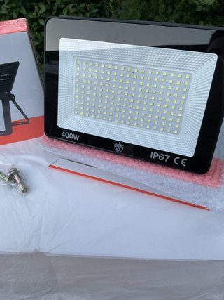 2 faretti solari LED 400W
