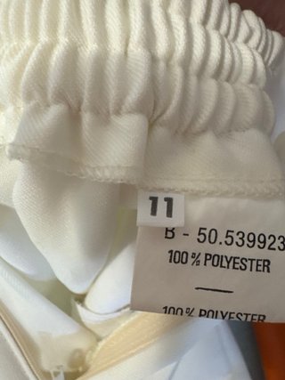 Traje de comunión blanco y dorado para niño