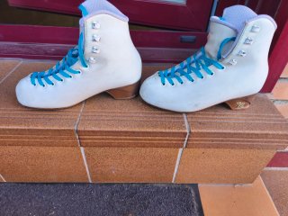 Bota patín Venus Talla 37 245