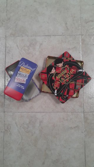 2 Cajas Metálicas Nestlé Vintage
