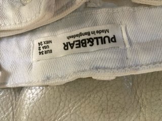 Pantalón tejano blanco mujer
