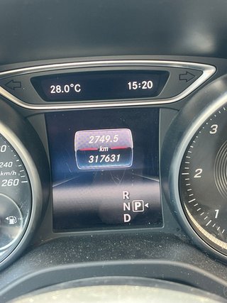 Mercedes-Benz Clase CLA 200D AMG Line