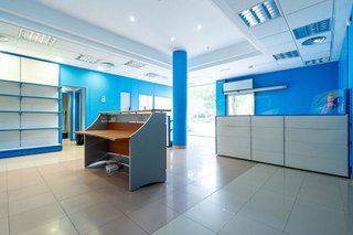 Local comercial en venta en Marroquina en Madrid