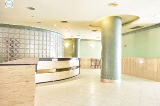 Local comercial en venta en Benetússer