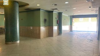 Local comercial en venta en Benetússer