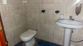 Local comercial en venta en Benetússer