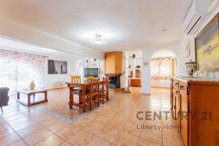 Chalet en venta en Zona Urbanizaciones en Alzira