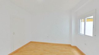 Piso en venta en Nou Moles en Valencia