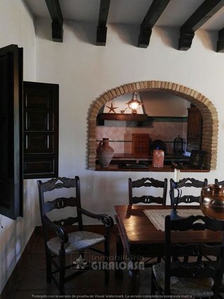 Chalet en venta en Carmona