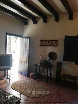 Chalet en venta en Carmona