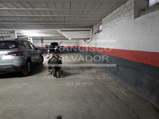 Garaje en venta en Lucena