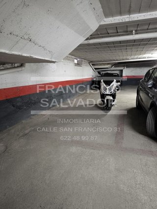 Garaje en venta en Lucena