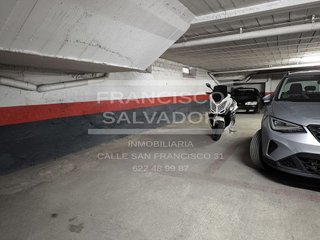 Garaje en venta en Lucena