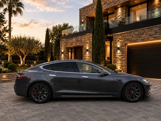 Tesla Model S 2019 raven ludicrous