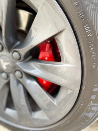 Tesla Model S 2019 raven ludicrous