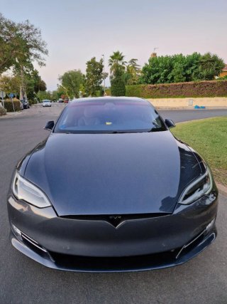 Tesla Model S 2019 raven ludicrous