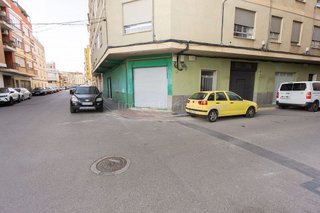 Local comercial en venta en Zona Piscinas en Burriana
