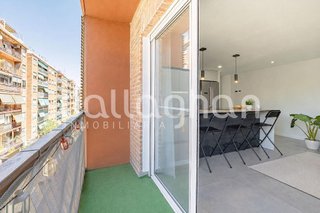 Piso en venta en Torrefiel en Valencia