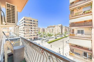 Piso en venta en Torrefiel en Valencia