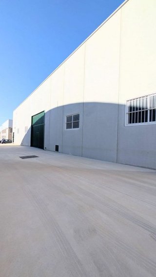 Nave industrial en venta en Crevillent