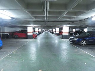 Garaje en venta en Arrancapins en Valencia