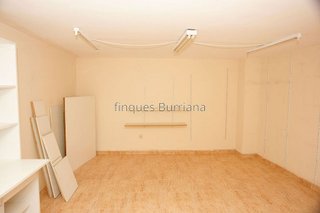Local comercial en venta en Zona Llombai en Burriana