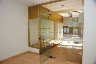 Local comercial en venta en Zona Llombai en Burriana