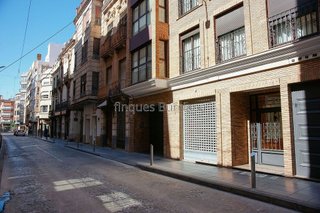 Local comercial en venta en Zona Llombai en Burriana